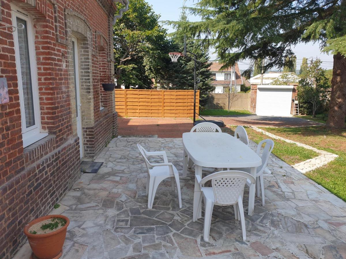 Villa "L'Etape Normande" Gite 70M2 Terrasse Terrain Clos 500 M2 3 Voitures Grand-Couronne Exterior foto